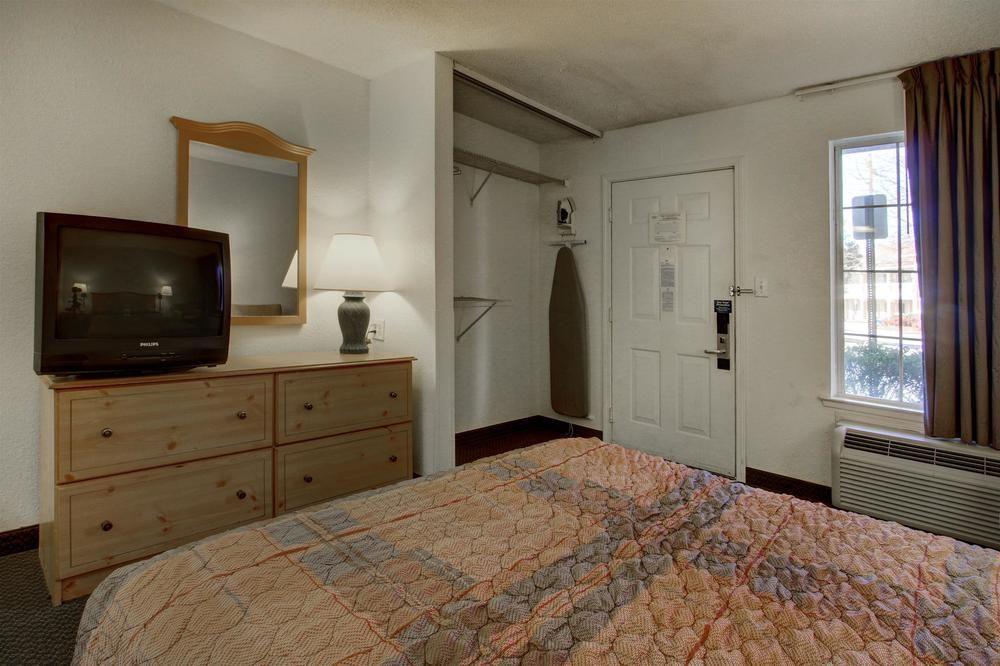 Atlanta Hotel 로즈웰 외부 사진